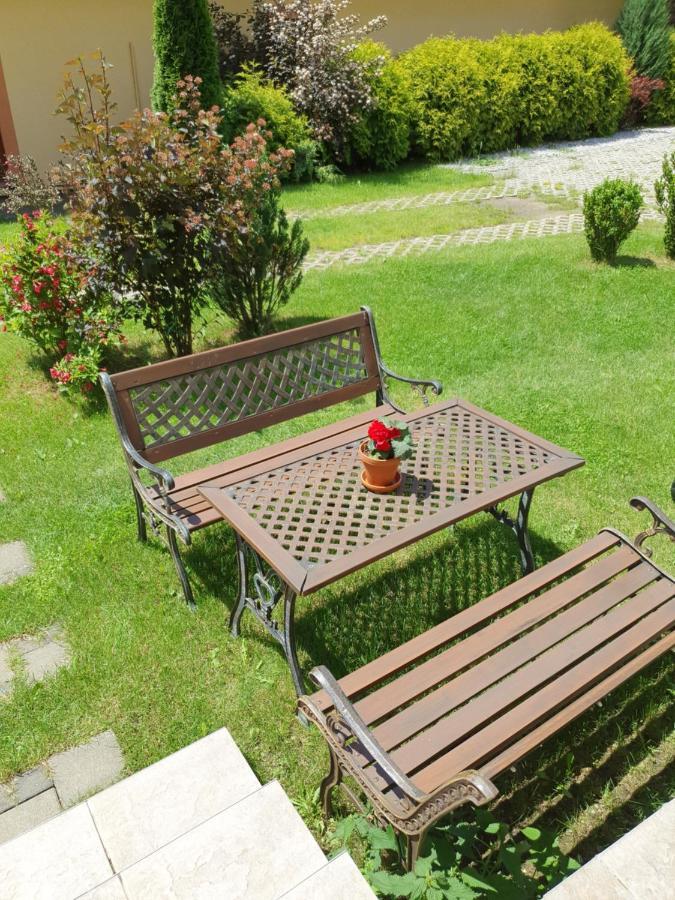 Privat Bartky Apartment Vrbov Ngoại thất bức ảnh