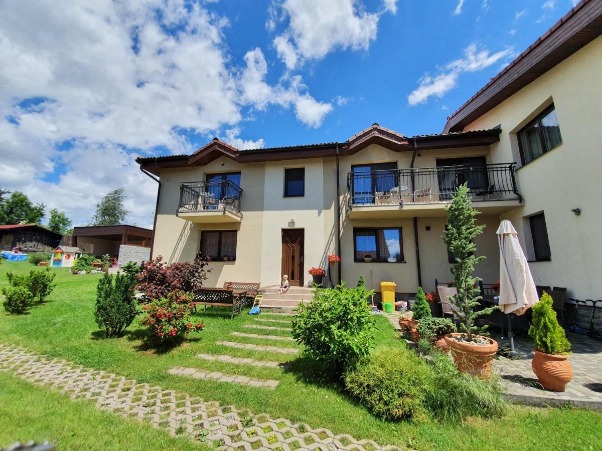 Privat Bartky Apartment Vrbov Ngoại thất bức ảnh