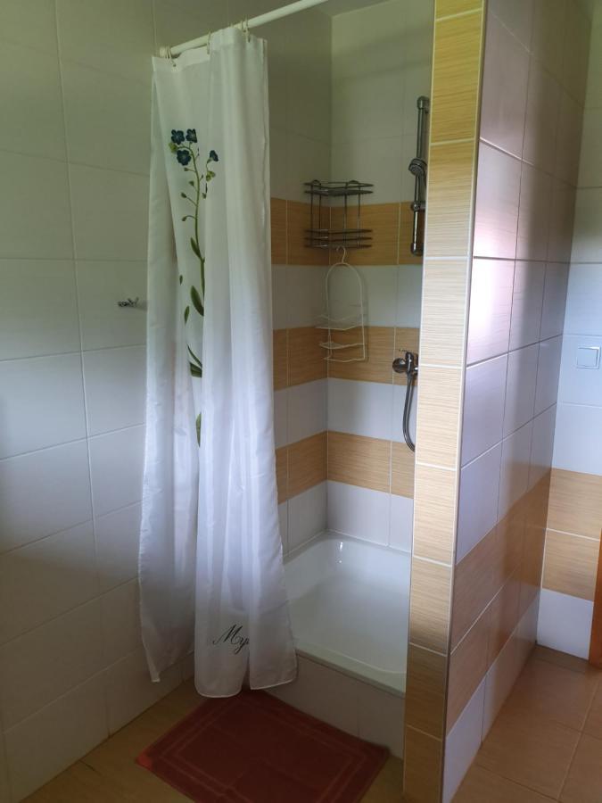 Privat Bartky Apartment Vrbov Ngoại thất bức ảnh