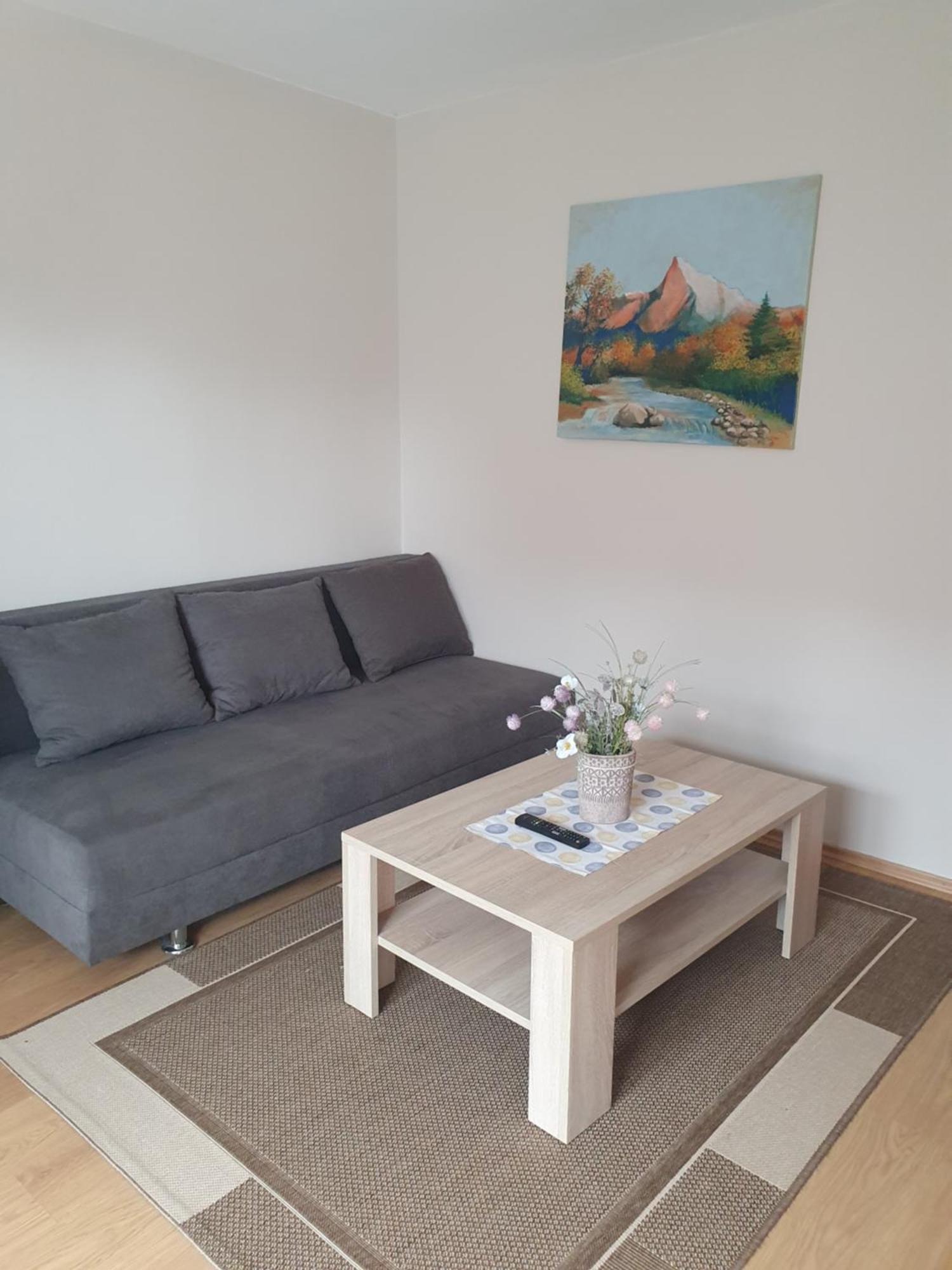 Privat Bartky Apartment Vrbov Ngoại thất bức ảnh